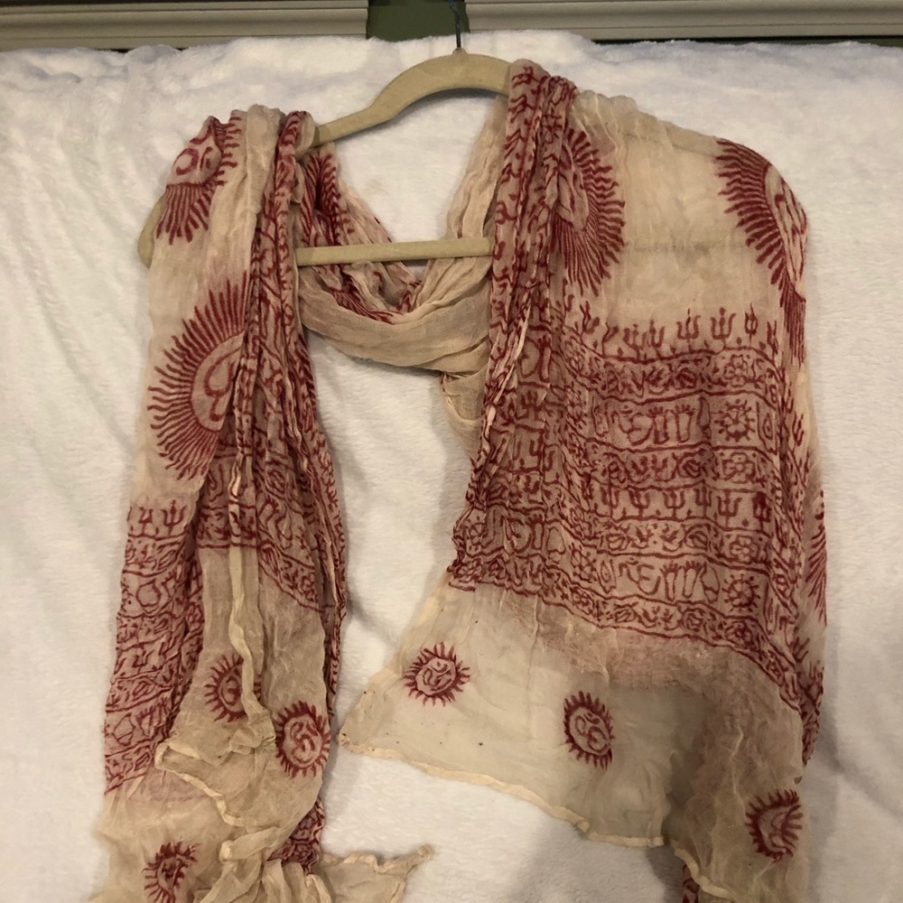 Scarf - Picture 2 of 3